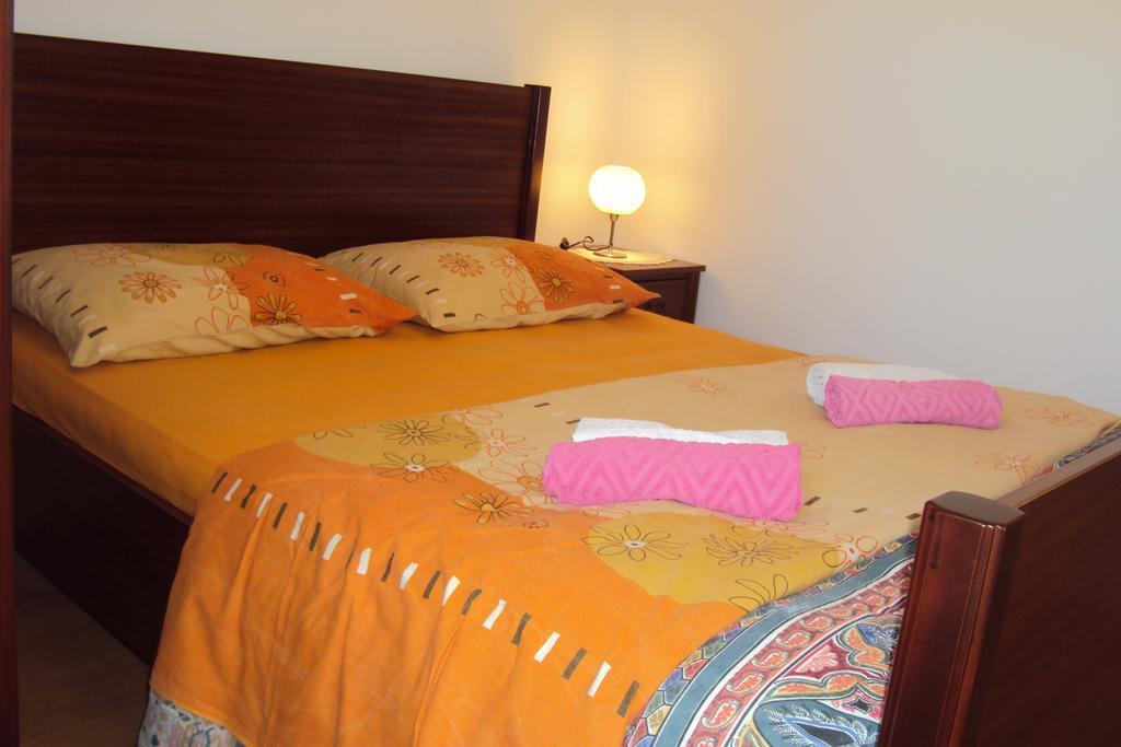Milutinov Dvor Apartments วรซี ภายนอก รูปภาพ