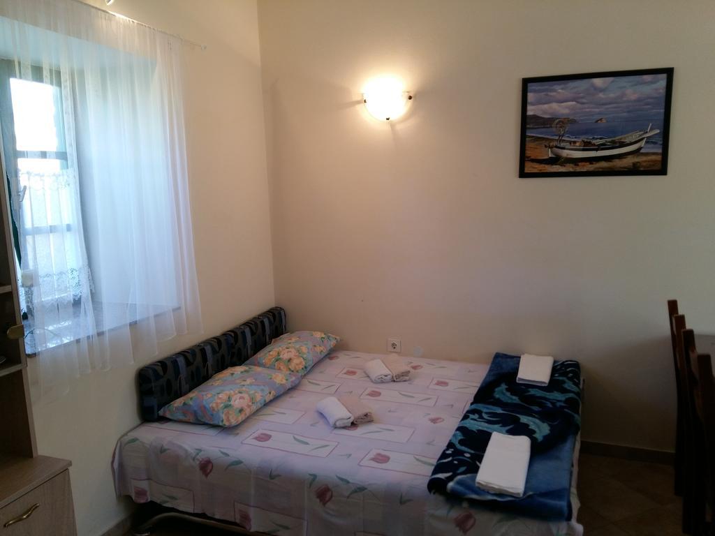 Milutinov Dvor Apartments วรซี ภายนอก รูปภาพ